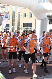 Start 3. Gruppe Halbmarathon (©Foto: Martin Schmitz)